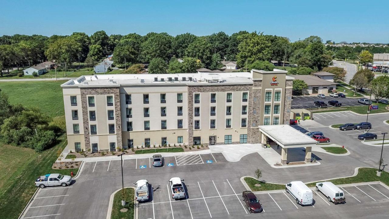 Comfort Suites Grandview - Kansas City Екстер'єр фото