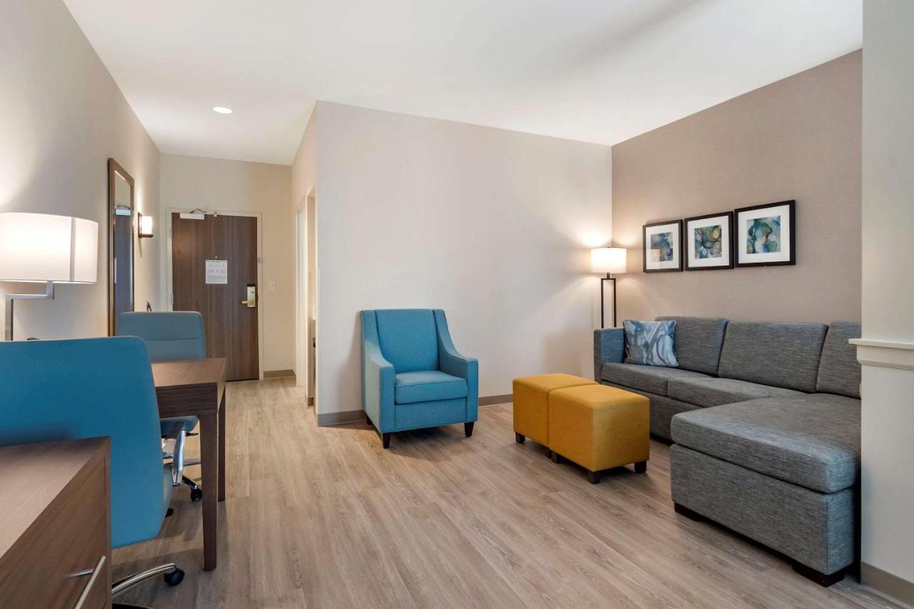Comfort Suites Grandview - Kansas City Екстер'єр фото