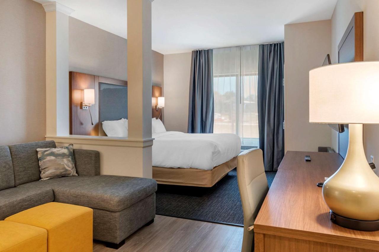 Comfort Suites Grandview - Kansas City Екстер'єр фото