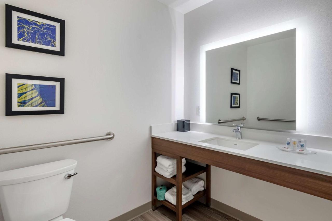 Comfort Suites Grandview - Kansas City Екстер'єр фото