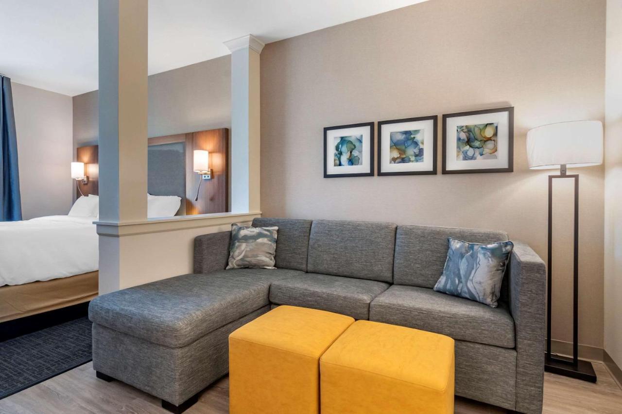 Comfort Suites Grandview - Kansas City Екстер'єр фото